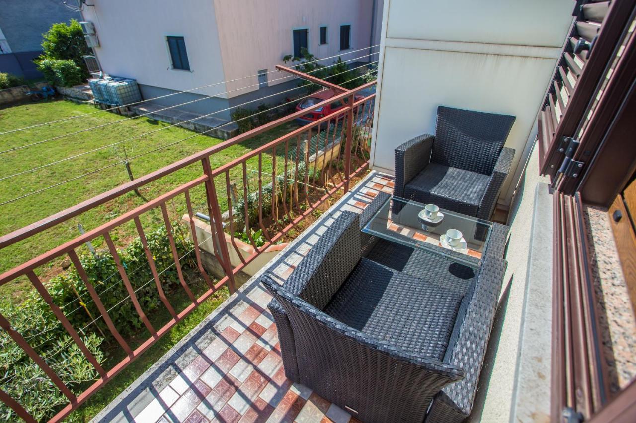 Apartment Anna Porec Exterior photo
