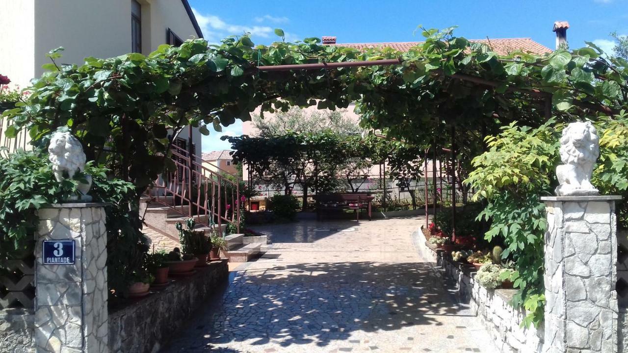 Apartment Anna Porec Exterior photo